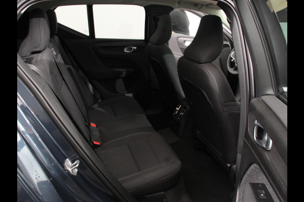 Volvo XC40 1.5 T4 Recharge Inscription Navigatie Apple Carplay/ Android Auto Camera Parkeersensoren achter Adaptive Cruise Control Full Led Virtual Cockpit Climate Control Lichtmetalen velgen