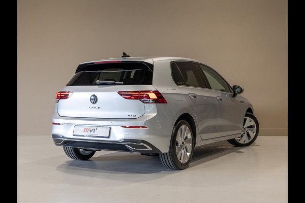 Volkswagen Golf 1.5 eTSI Style 150pk / Elektrisch verstelbare voorstoel(en) met geheugen / Apple carplay / Dodehoek detectie / Adaptieve cruise control / Stoelverwarming