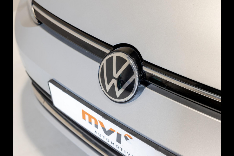 Volkswagen Golf 1.5 eTSI Style 150pk / Elektrisch verstelbare voorstoel(en) met geheugen / Apple carplay / Dodehoek detectie / Adaptieve cruise control / Stoelverwarming