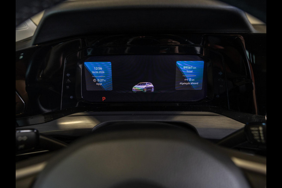 Volkswagen Golf 1.5 eTSI Style 150pk / Elektrisch verstelbare voorstoel(en) met geheugen / Apple carplay / Dodehoek detectie / Adaptieve cruise control / Stoelverwarming
