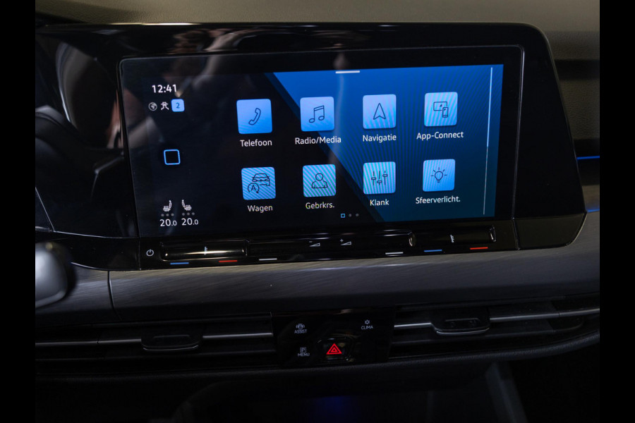 Volkswagen Golf 1.5 eTSI Style 150pk / Elektrisch verstelbare voorstoel(en) met geheugen / Apple carplay / Dodehoek detectie / Adaptieve cruise control / Stoelverwarming