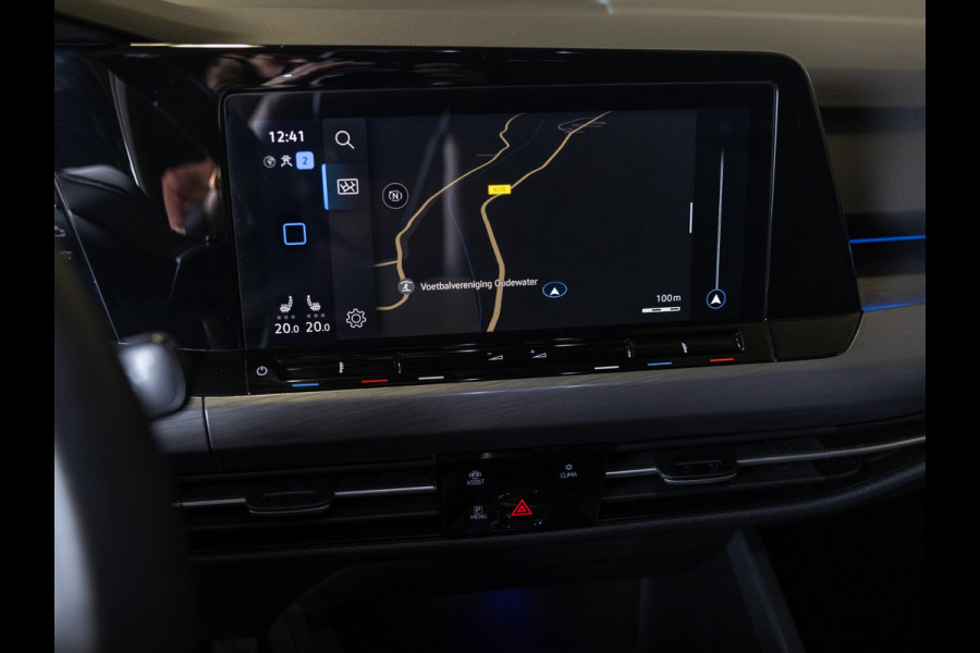 Volkswagen Golf 1.5 eTSI Style 150pk / Elektrisch verstelbare voorstoel(en) met geheugen / Apple carplay / Dodehoek detectie / Adaptieve cruise control / Stoelverwarming