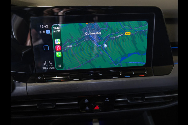 Volkswagen Golf 1.5 eTSI Style 150pk / Elektrisch verstelbare voorstoel(en) met geheugen / Apple carplay / Dodehoek detectie / Adaptieve cruise control / Stoelverwarming