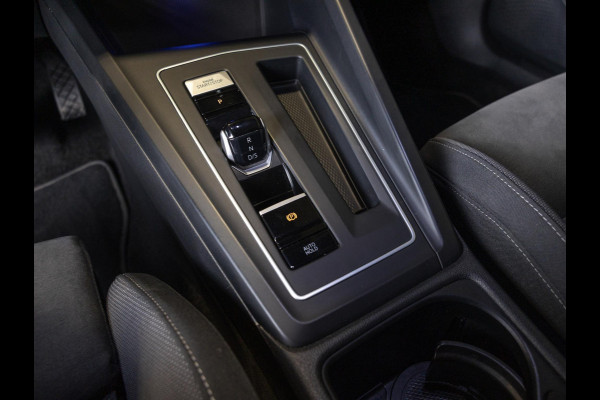Volkswagen Golf 1.5 eTSI Style 150pk / Elektrisch verstelbare voorstoel(en) met geheugen / Apple carplay / Dodehoek detectie / Adaptieve cruise control / Stoelverwarming