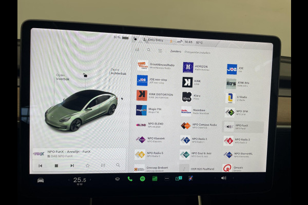 Tesla Model 3 Standard RWD Plus 60 kWh SOH 93% Airco ECC Navigatie Parkeersensoren Camera Adaptive Cruise Leder Panoramadak