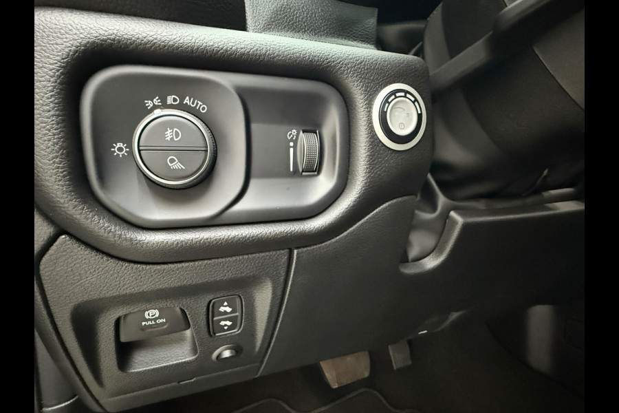 RAM 1500 5.7 V8 4x4 Crew Cab Sport Widebody Backflip BPM-vrij Panodak