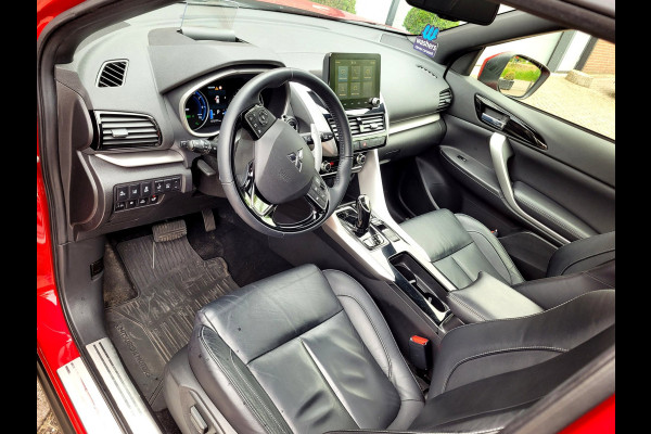 Mitsubishi Eclipse Cross 2.4 PHEV Instyle - Pano, HUD, Cam, ACC, 4x stoelverw. Trekhaak [NL NAP]