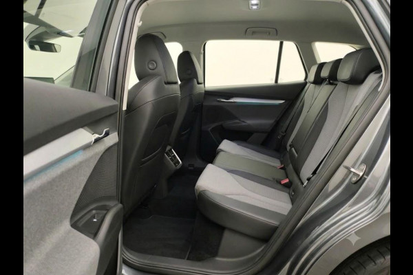 Škoda ENYAQ iV 60 180pk | Navigatie | Parkeercamera | Apple Carplay /-Android auto | Led koplampen | Parkeersensoren voor en achter