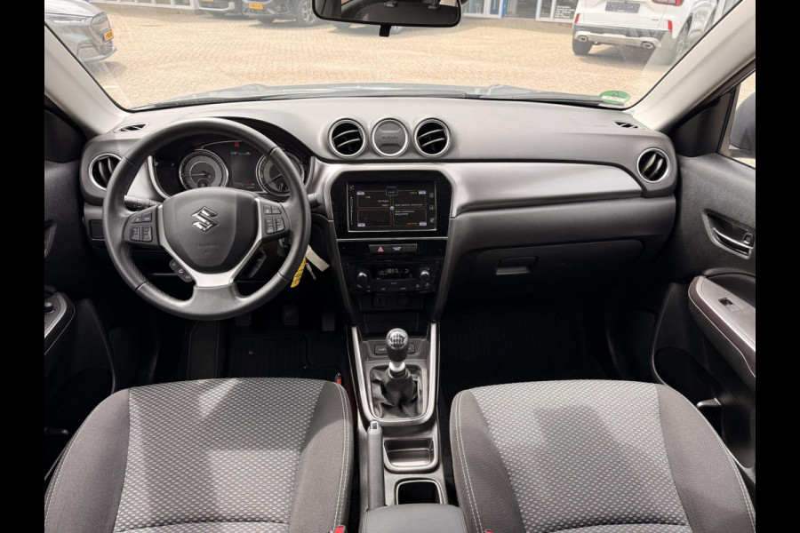 Suzuki Vitara 1.4 Boosterjet Select Smart Hybrid 129pk Afneembare Trekhaak | Adaptieve Cruise | Stoelverwarming | Achteruitrijcamera | All Season