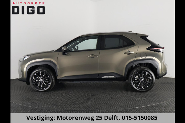 Toyota Yaris Cross 1.5 HYBRID DYNAMIC BLACKLINE GARANTIE 11-2032 . NAVIGATIE . ADAPTIEVE CRUISE CONTROL . SAFETY LOCK