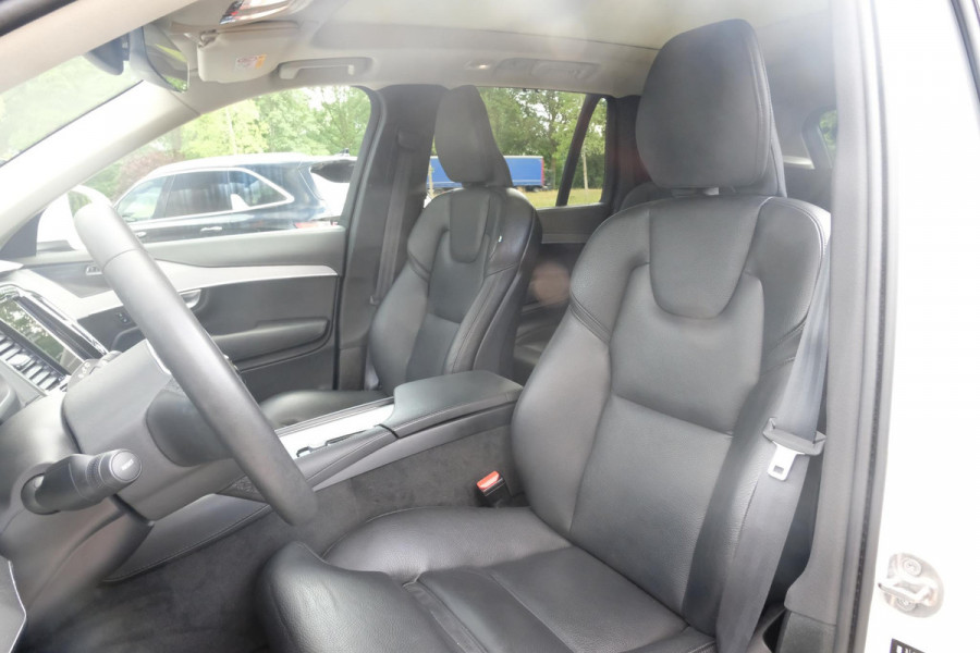 Volvo XC90 2.0 T8 Recharge AWD Plus Bright 455 PK | 7 Persoons | Lederen bekleding | Panorama dak | Harman Kardon | 360 Camera | Stoelverwarming voor en achter | Elek. Klep | Memory Seats