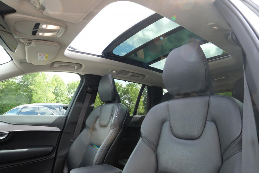 Volvo XC90 2.0 T8 Recharge AWD Plus Bright 455 PK | 7 Persoons | Lederen bekleding | Panorama dak | Harman Kardon | 360 Camera | Stoelverwarming voor en achter | Elek. Klep | Memory Seats