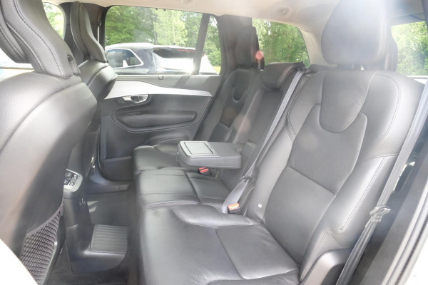 Volvo XC90 2.0 T8 Recharge AWD Plus Bright 455 PK | 7 Persoons | Lederen bekleding | Panorama dak | Harman Kardon | 360 Camera | Stoelverwarming voor en achter | Elek. Klep | Memory Seats