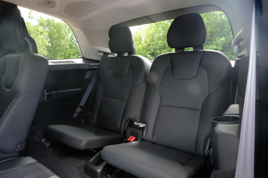 Volvo XC90 2.0 T8 Recharge AWD Plus Bright 455 PK | 7 Persoons | Lederen bekleding | Panorama dak | Harman Kardon | 360 Camera | Stoelverwarming voor en achter | Elek. Klep | Memory Seats
