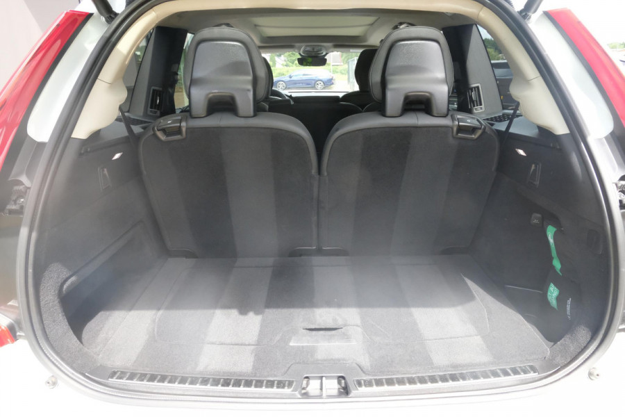 Volvo XC90 2.0 T8 Recharge AWD Plus Bright 455 PK | 7 Persoons | Lederen bekleding | Panorama dak | Harman Kardon | 360 Camera | Stoelverwarming voor en achter | Elek. Klep | Memory Seats