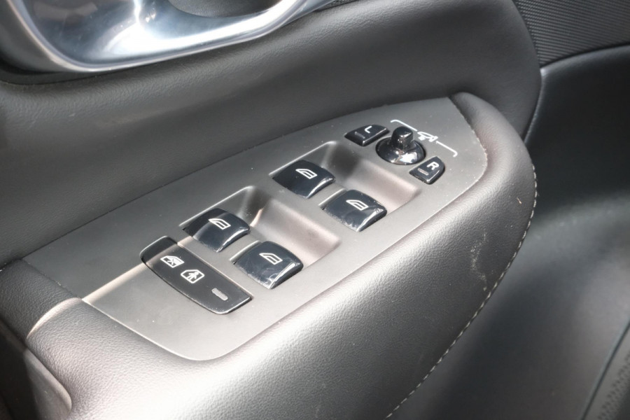 Volvo XC90 2.0 T8 Recharge AWD Plus Bright 455 PK | 7 Persoons | Lederen bekleding | Panorama dak | Harman Kardon | 360 Camera | Stoelverwarming voor en achter | Elek. Klep | Memory Seats