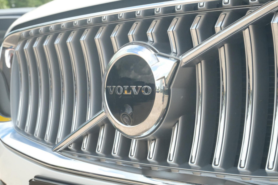 Volvo XC90 2.0 T8 Recharge AWD Plus Bright 455 PK | 7 Persoons | Lederen bekleding | Panorama dak | Harman Kardon | 360 Camera | Stoelverwarming voor en achter | Elek. Klep | Memory Seats