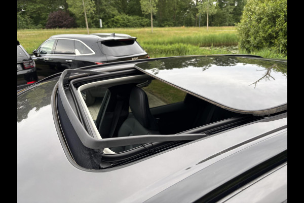 Volvo XC60 2.0 T6 Plug-in hybrid AWD Inscription 350pk | Vol Leer | Panoramadak | Elektr. Stoelen