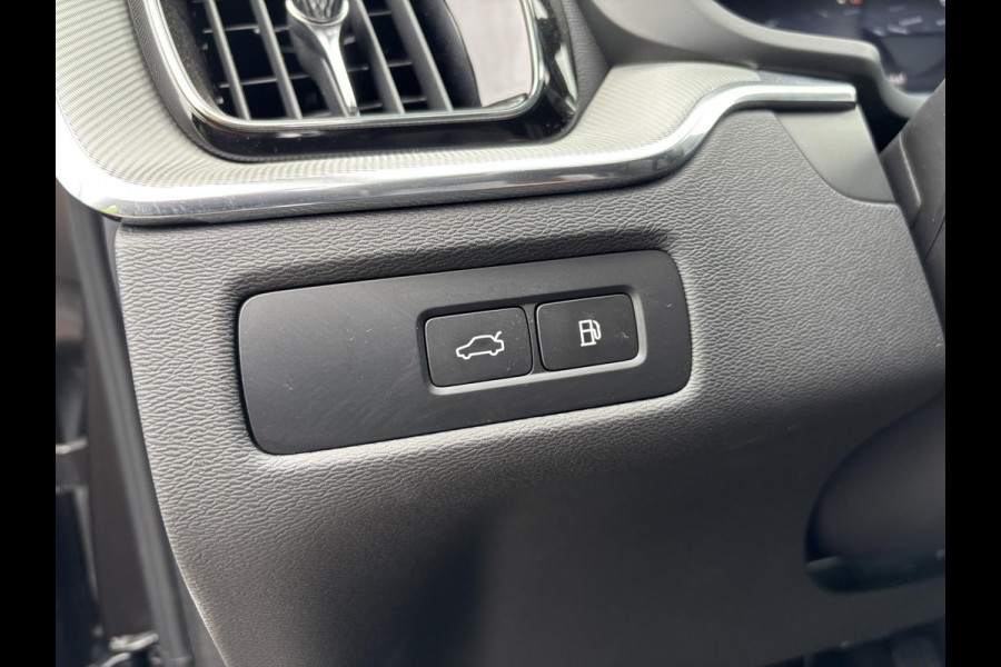 Volvo XC60 2.0 T6 Plug-in hybrid AWD Inscription 350pk | Vol Leer | Panoramadak | Elektr. Stoelen
