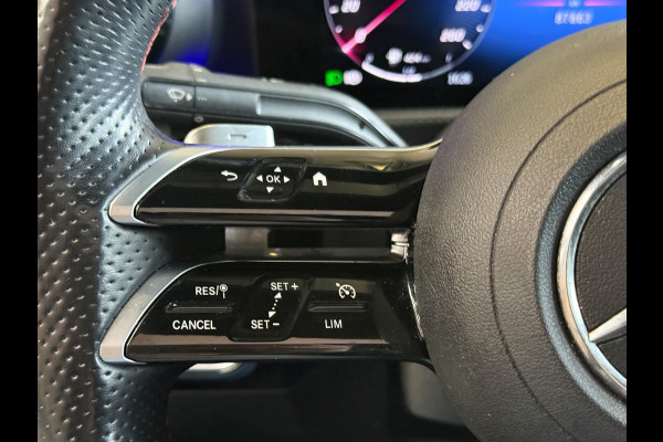 Mercedes-Benz A-Klasse 180 AMG Black Line Automaat, Panoramadak, Navi, Camera