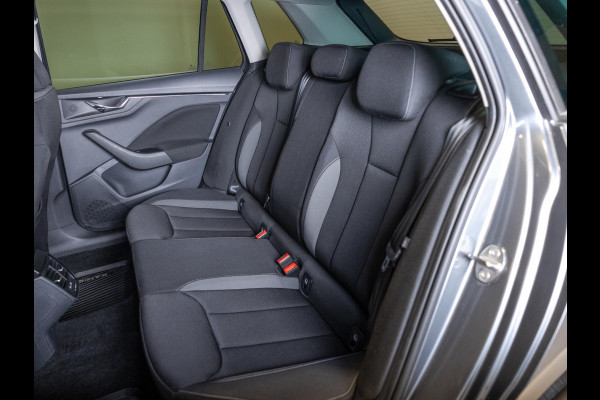 Škoda Kamiq 1.5 TSI ACT Business Edition 150pk / Achteruitrijcamera / Trekhaak / Apple carplay / Airco / Stoelverwarming /