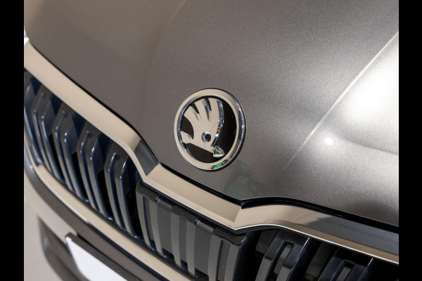 Škoda Kamiq 1.5 TSI ACT Business Edition 150pk / Achteruitrijcamera / Trekhaak / Apple carplay / Airco / Stoelverwarming /