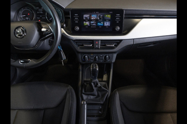Škoda Kamiq 1.5 TSI ACT Business Edition 150pk / Achteruitrijcamera / Trekhaak / Apple carplay / Airco / Stoelverwarming /