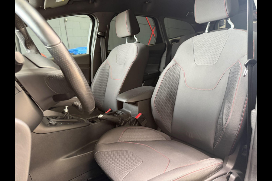 Ford FOCUS Wagon 1.0 ST-Line 140PK XENON-CLIMA-CAMERA-STLVERWARMING
