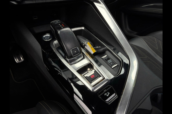 Peugeot 5008 1.2 GT BTW AUTO / AUTOMAAT / SCHUIFDAK / CAMERA