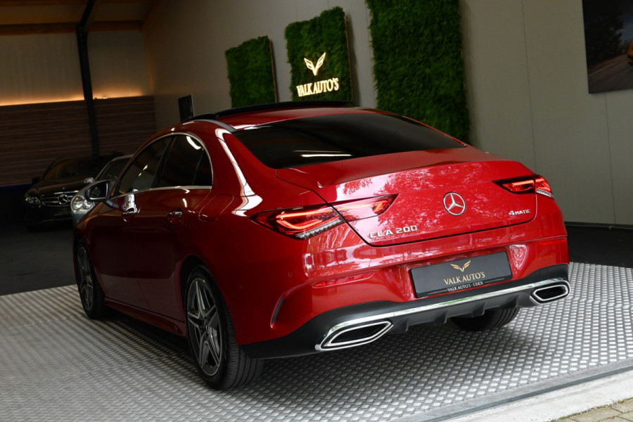 Mercedes-Benz CLA-Klasse 200 4-Matic AMG Line - 360 Camera - Distronic - Keyless Entry - Memory - Multibeam - Panorama -