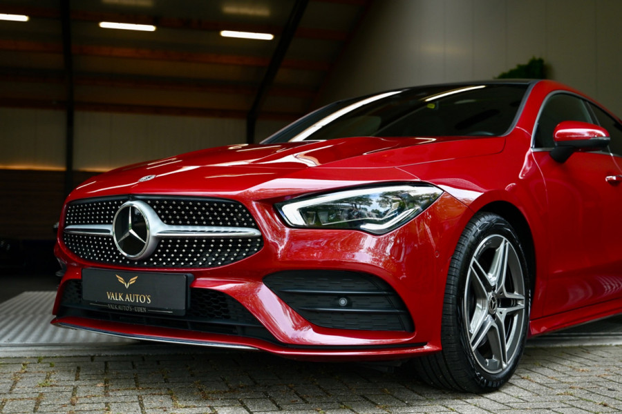 Mercedes-Benz CLA-Klasse 200 4-Matic AMG Line - 360 Camera - Distronic - Keyless Entry - Memory - Multibeam - Panorama -