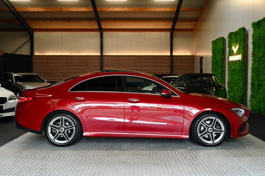 Mercedes-Benz CLA-Klasse 200 4-Matic AMG Line - 360 Camera - Distronic - Keyless Entry - Memory - Multibeam - Panorama -