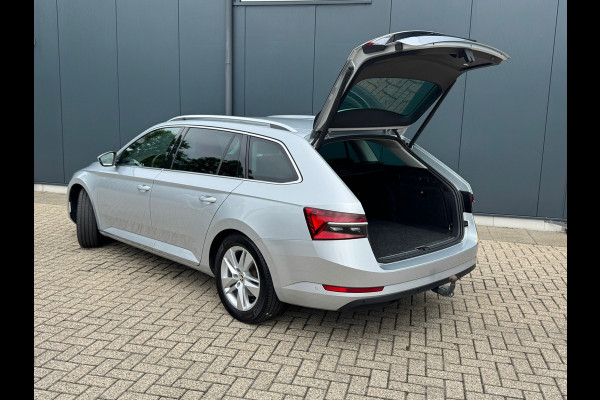 Škoda Superb Combi 1.4 TSI iV Style * Trekhaak * Memory * Digitale teller *