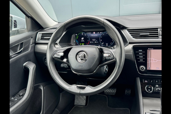 Škoda Superb Combi 1.4 TSI iV Style * Trekhaak * Memory * Digitale teller *