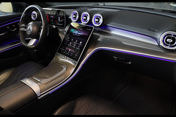 Mercedes-Benz CLE Coupé 300 e AMG 53 Look / Massage / Burmester / Head Up / 360 Camera / Acc / Elek Stoelen / Open Pano / 19 Inch