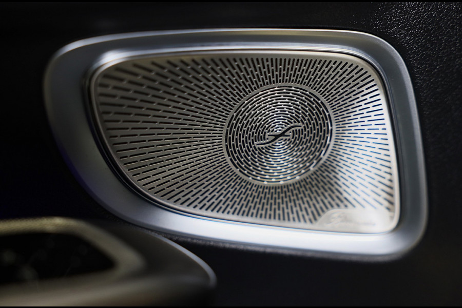 Mercedes-Benz CLE Coupé 300 e AMG 53 Look / Massage / Burmester / Head Up / 360 Camera / Acc / Elek Stoelen / Open Pano / 19 Inch