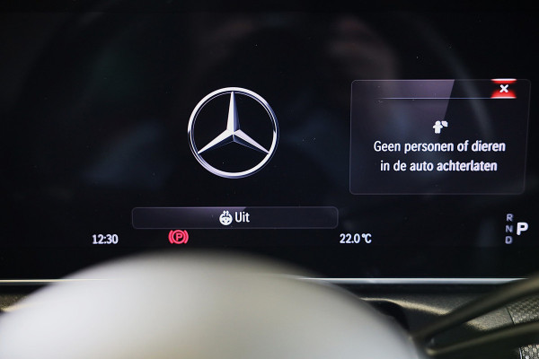 Mercedes-Benz CLE Coupé 300 e AMG 53 Look / Massage / Burmester / Head Up / 360 Camera / Acc / Elek Stoelen / Open Pano / 19 Inch