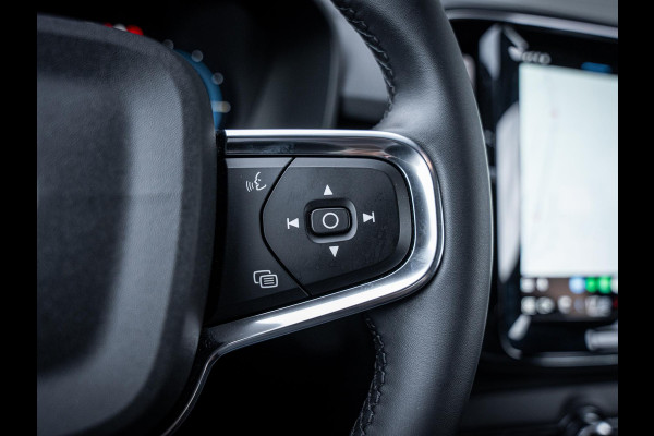Volvo XC40 Recharge Plus 70kWh - R-Design l 96% SOH l Warmtepomp l Trekhaak l Camera