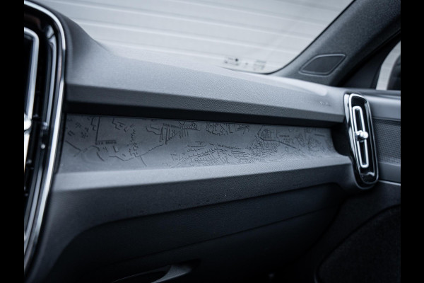 Volvo XC40 Recharge Plus 70kWh - R-Design l 96% SOH l Warmtepomp l Trekhaak l Camera