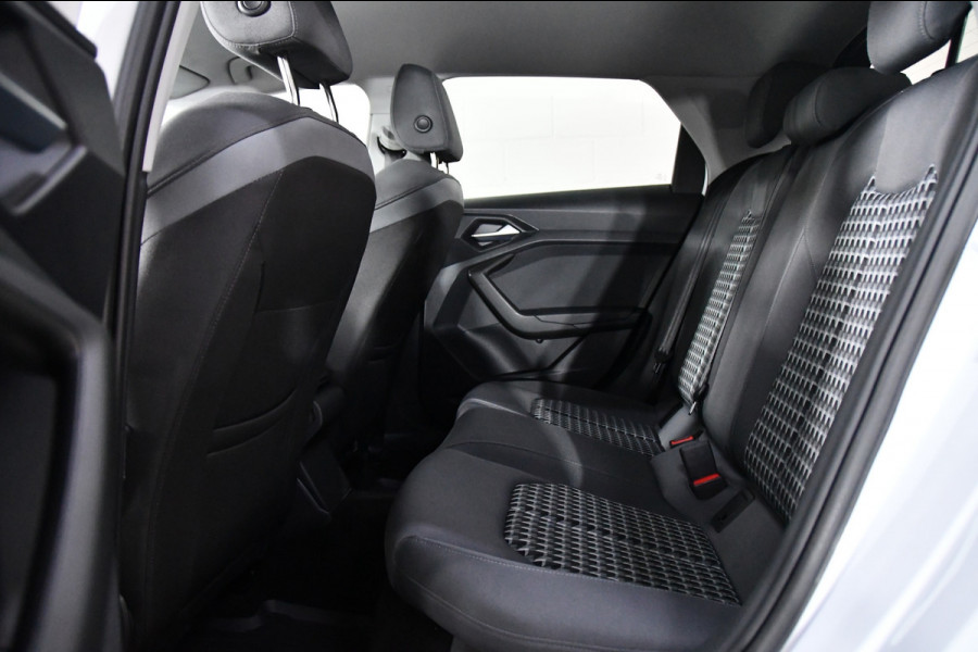 Audi A1 citycarver 30 TFSI, Camera, CarPlay, Automaat