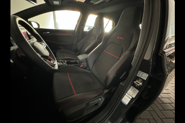 Volkswagen Golf 2.0 TSI GTI Clubsport Pano|H/K|IQ|Camera
