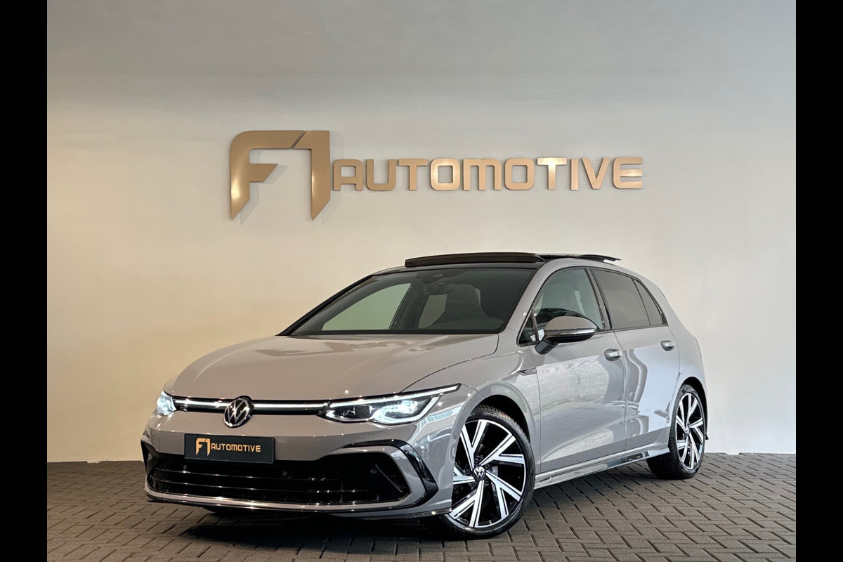 Volkswagen Golf 1.5 eTSI R-Line Pano|Trekhaak|Camera|IQ Light