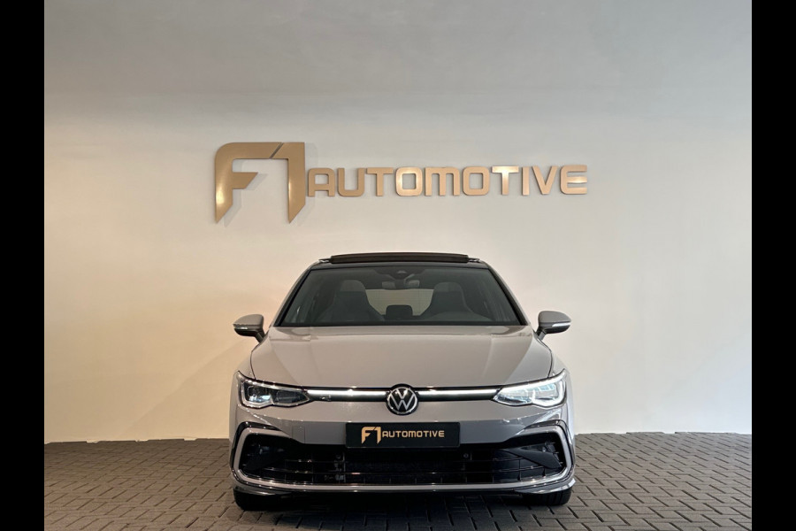 Volkswagen Golf 1.5 eTSI R-Line Pano|Trekhaak|Camera|IQ Light