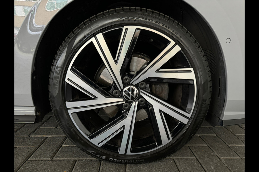 Volkswagen Golf 1.5 eTSI R-Line Pano|Trekhaak|Camera|IQ Light