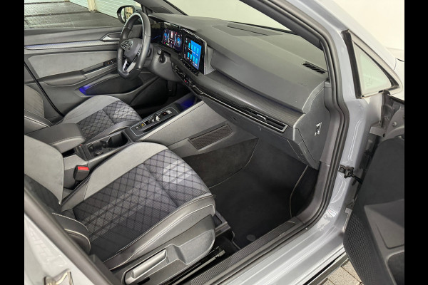 Volkswagen Golf 1.5 eTSI R-Line Pano|Trekhaak|Camera|IQ Light