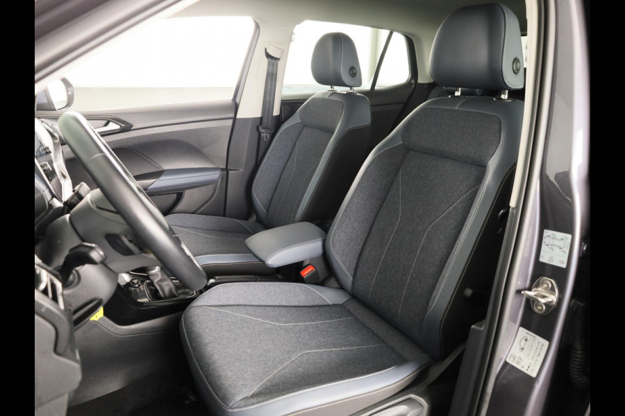 Volkswagen T-Cross 1.0 TSI Style 116 pk Automaat (DSG) | Navigatie | Parkeersensoren | Autom. airco | Cruise control | Matrix LED koplampen |