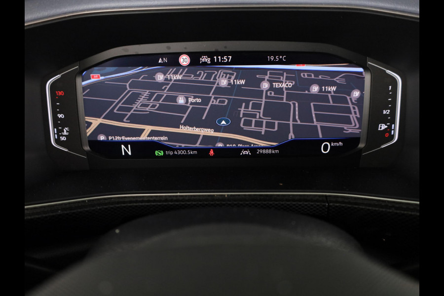 Volkswagen T-Cross 1.0 TSI Style 116 pk Automaat (DSG) | Navigatie | Parkeersensoren | Autom. airco | Cruise control | Matrix LED koplampen |