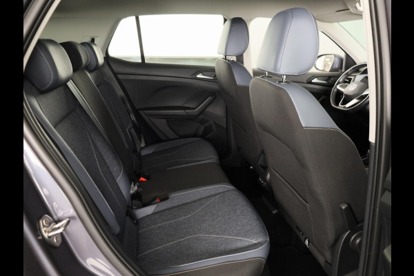Volkswagen T-Cross 1.0 TSI Style 116 pk Automaat (DSG) | Navigatie | Parkeersensoren | Autom. airco | Cruise control | Matrix LED koplampen |