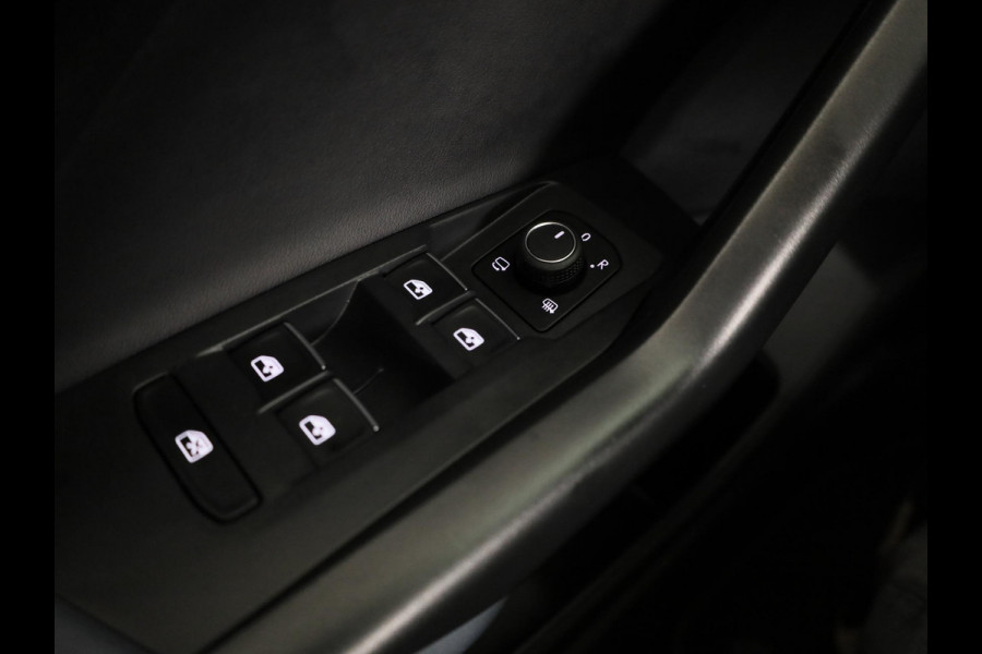 Volkswagen T-Cross 1.0 TSI Style 116 pk Automaat (DSG) | Navigatie | Parkeersensoren | Autom. airco | Cruise control | Matrix LED koplampen |
