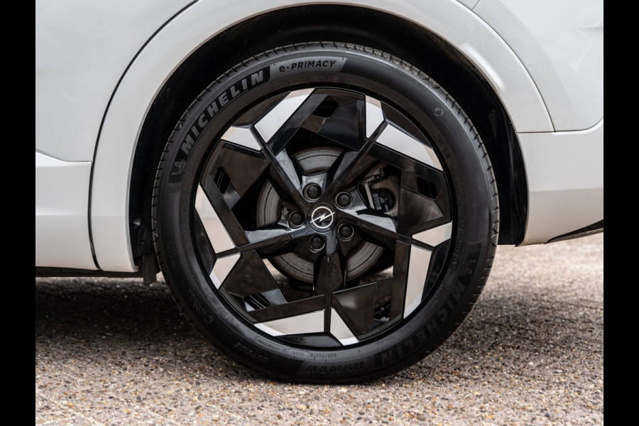 Opel Grandland 1.6 Turbo Plug-In Hybrid 4x4 299PK GSe | Two-Tone | Trekhaak | Winter Pack | BTW